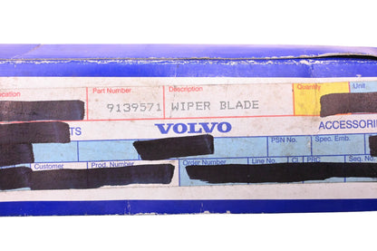 Volvo 9139571 17" Rear Wiper Blade Assembly NOS