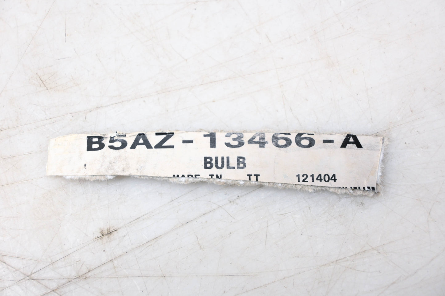 New OEM Ford B5AZ-13466-A Exterior Lamp Lightbulbs Qty 3 NOS