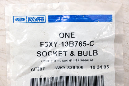 New OEM Ford F3XY-13B765-C Socket & Bulb Assembly NOS