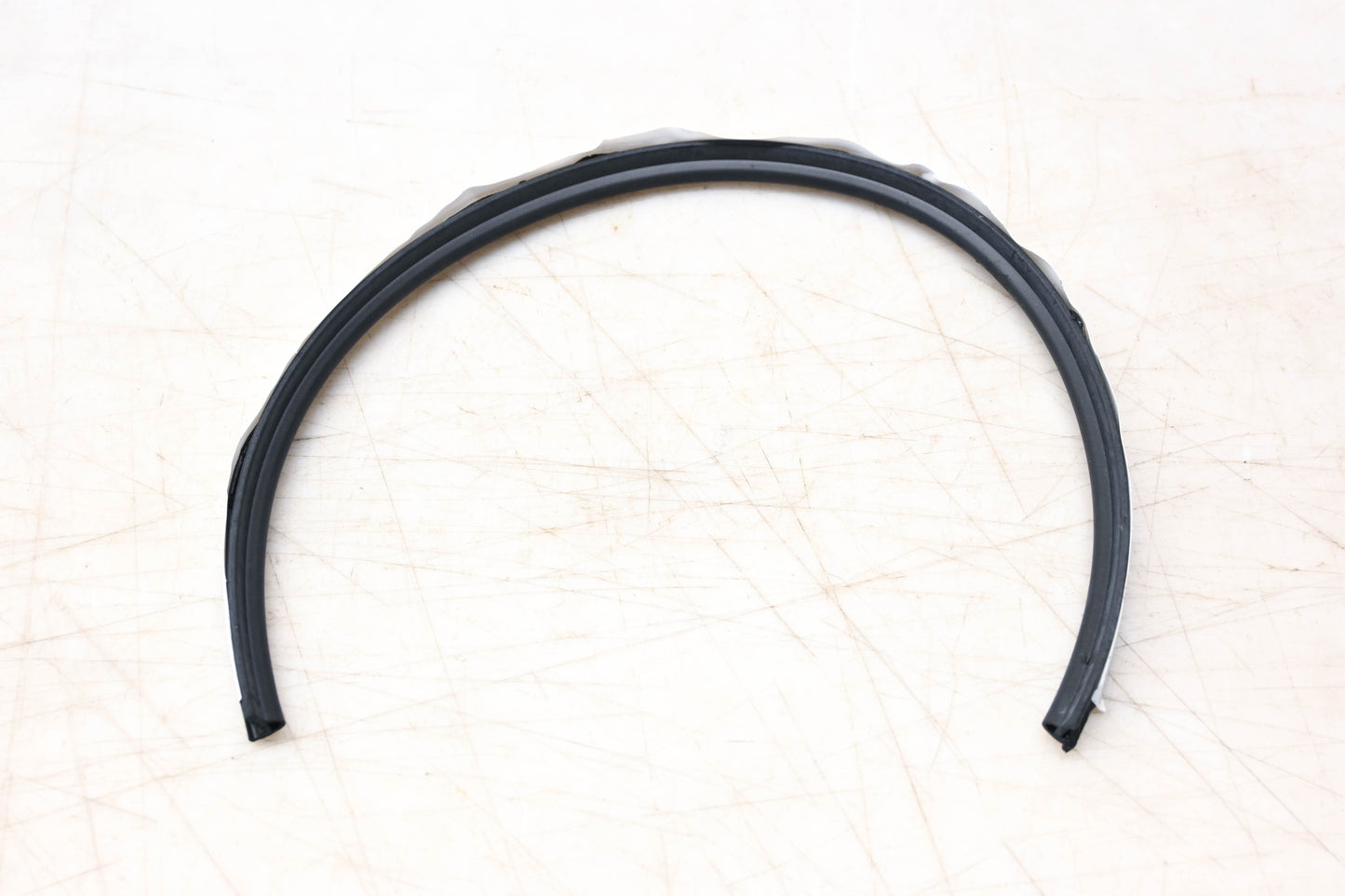 New OEM Ford YS4Z-6142410-AA Rear Hatch Seal Moulding NOS
