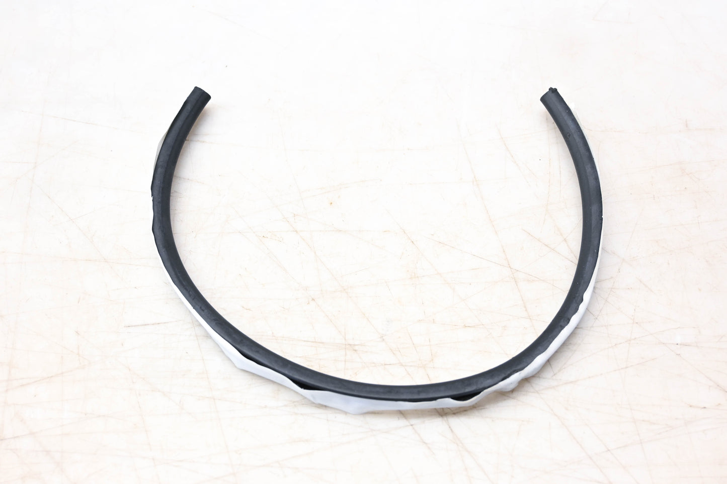 New OEM Ford YS4Z-6142410-AA Rear Hatch Seal Moulding NOS
