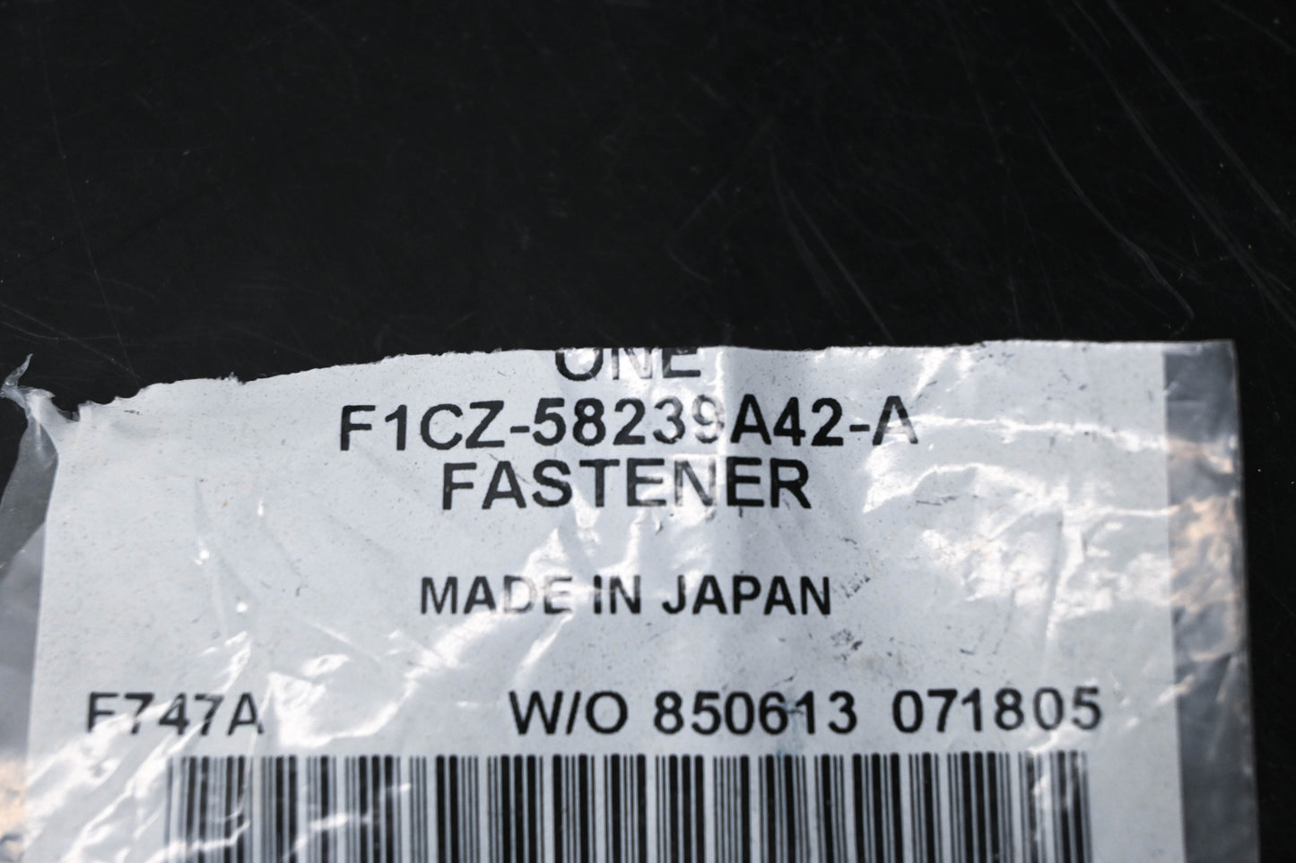 New OEM Ford F1CZ-58239A42-A Fastener NOS