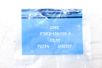 New OEM Ford F5RZ-13N129-A Clip NOS