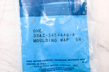 New OEM Ford D9AZ-5424448-A Right Side Exterior Moulding Kit NOS