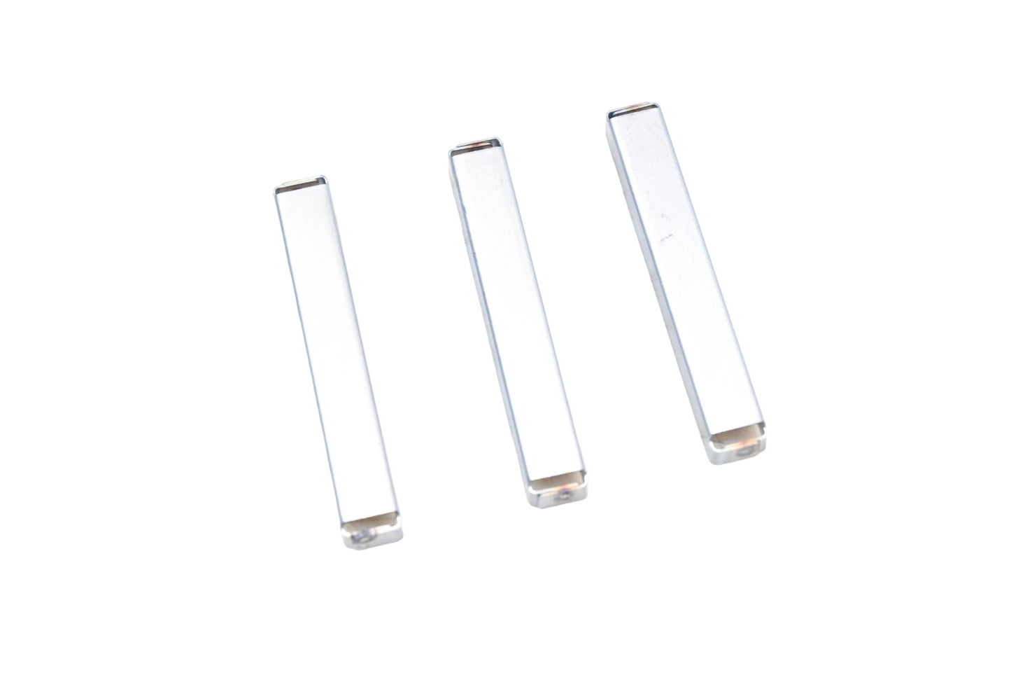 New OEM Ford F75Z-2L200-BA Rear Spring Insulators Qty 3 NOS