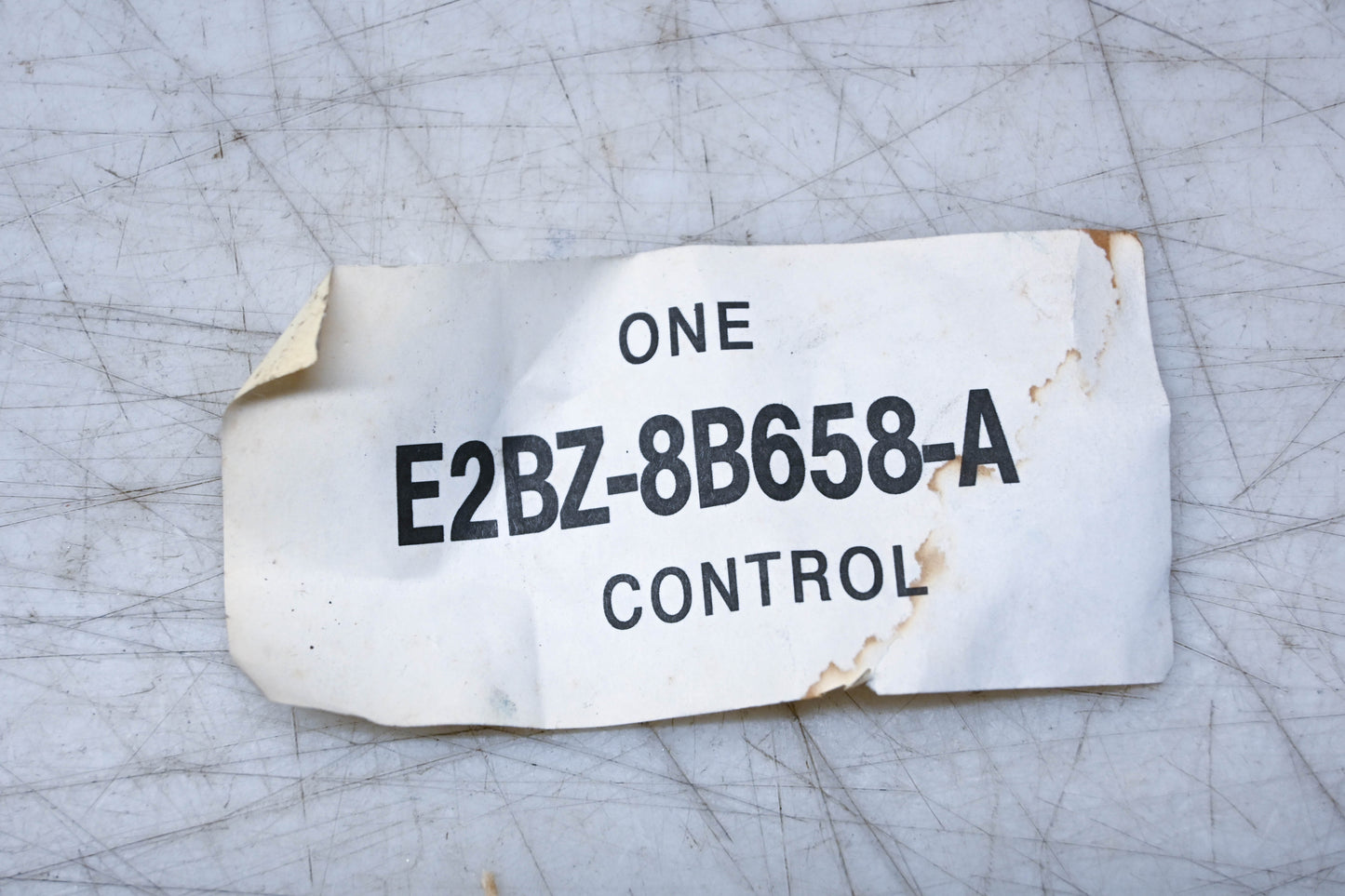 New OEM Ford E2BZ-8B658-A Engine Cooling Fan Motor Relay Assembly NOS