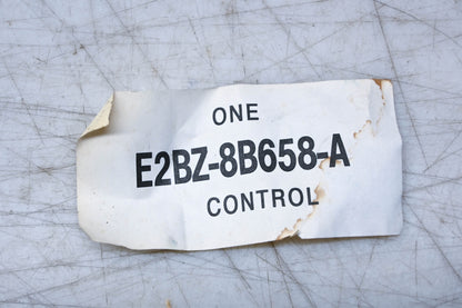 New OEM Ford E2BZ-8B658-A Engine Cooling Fan Motor Relay Assembly NOS