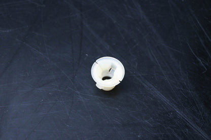 New OEM Ford E8GY-13N129-A Clip NOS