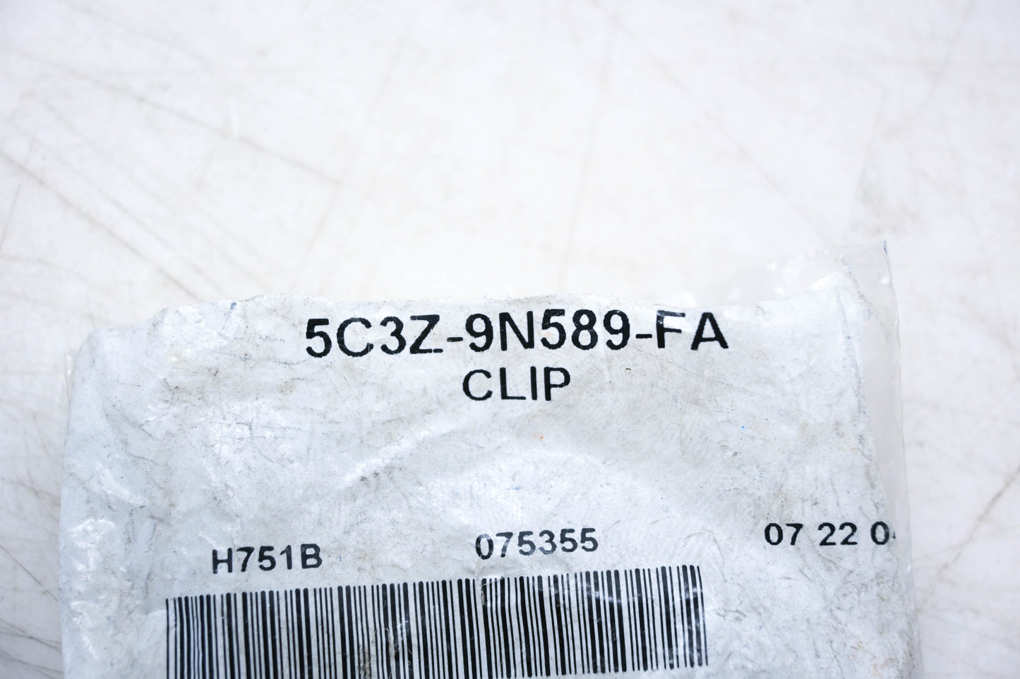 New OEM Ford 5C3Z-9N589-FA Clip NOS