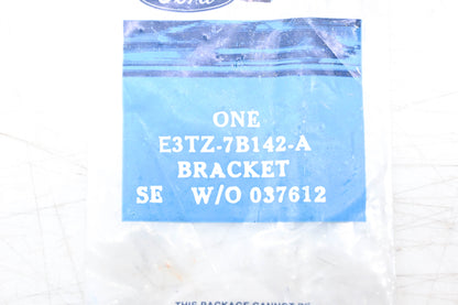 New OEM Ford E3TZ-7B142-A Oil Cooler Mounting Bracket NOS