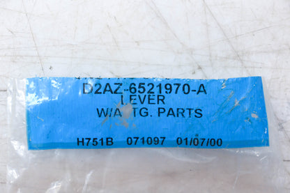 New OEM Ford D2AZ-6521970-A Door Lock Lever Kit NOS