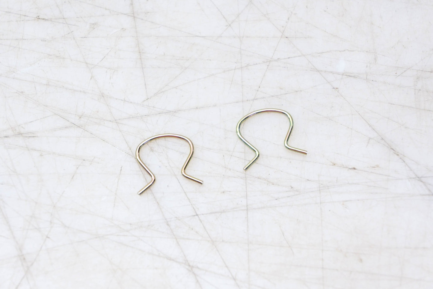 New OEM Ford E7GZ-6123350-A Window Crank Handle Retainer Clips Qty 2 NOS