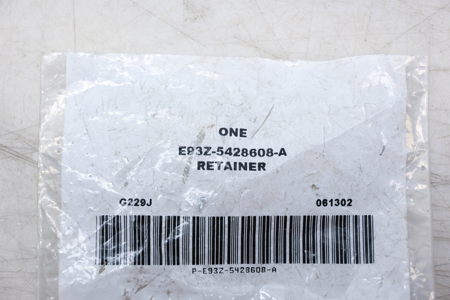 New OEM Ford E93Z-5428608-A Fuel Filler Door Latch Retainer NOS