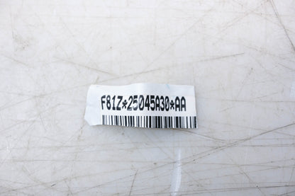 New OEM Ford F81Z-25045A30-AA Retainer NOS