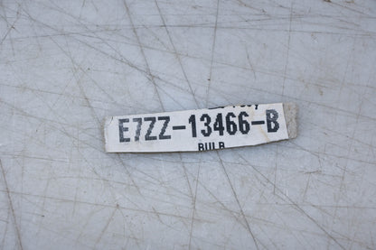 New OEM Ford E7ZZ-13466-B Side Marker Light Bulb Assembly NOS
