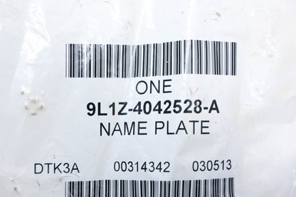 New OEM Ford 9L1Z-4042528-A Expedition XLT EL Nameplate NOS