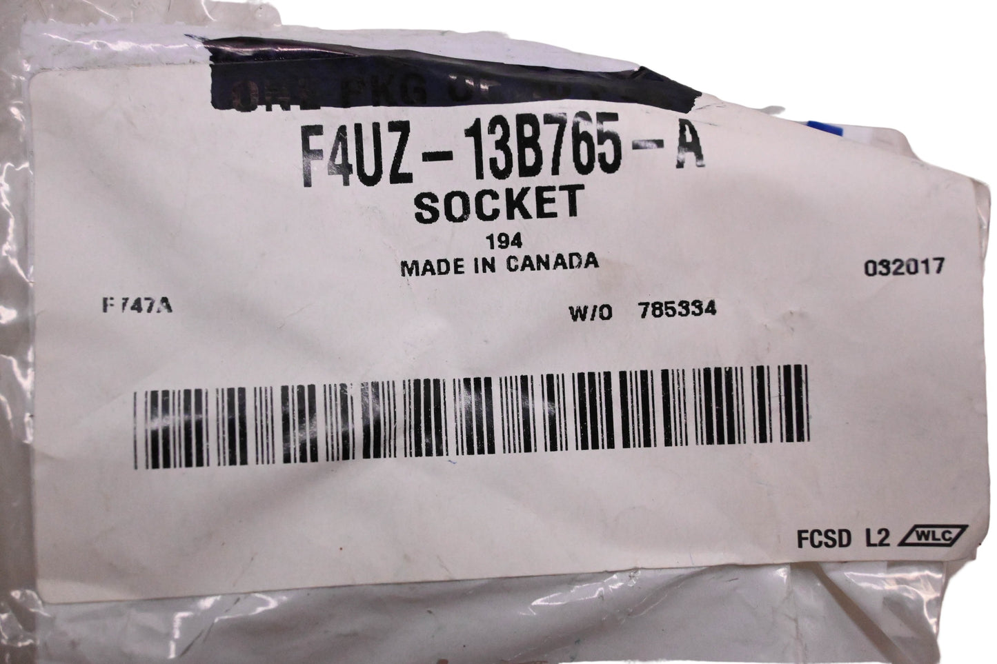 New OEM Ford F4UZ-13B765-A Interior Light Bulbs Qty 4 NOS