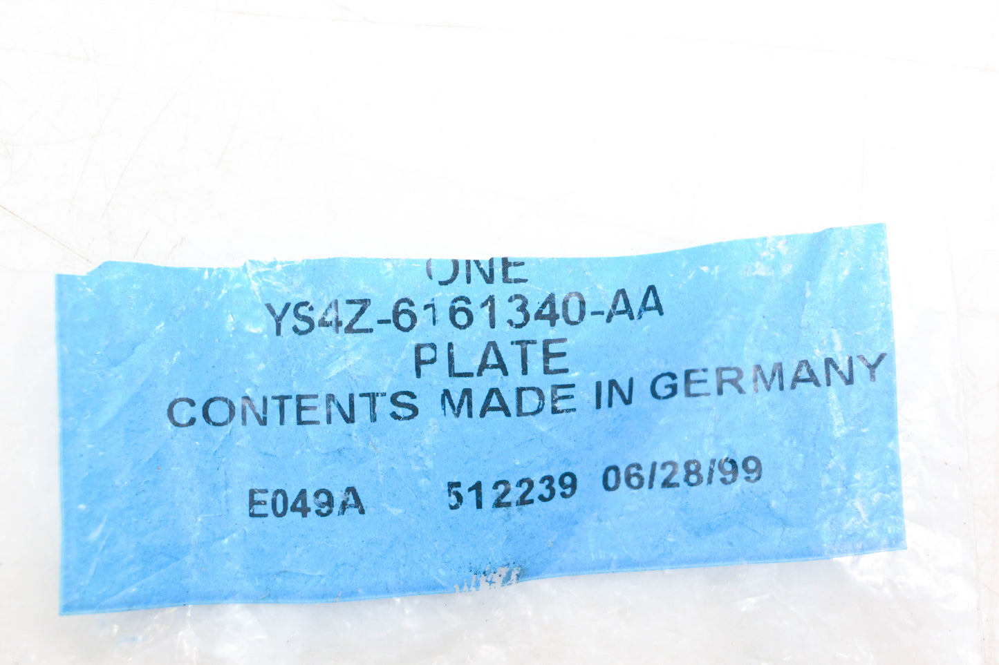 New OEM Ford YS4Z-6161340-AA Hinge Mounting Plate NOS