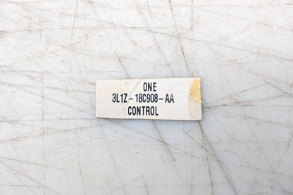 New OEM Ford 3L1Z-18C908-AA Entertainment System Control NOS