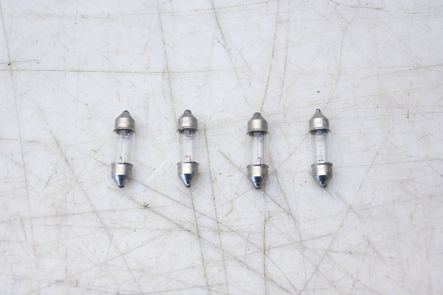 New OEM Ford E7GZ-13466-D Bulbs Qty 4 NOS