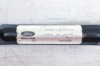 New OEM Ford E92Z-17C787-A Front Bumper Cover Valance Mounting Bracket NOS