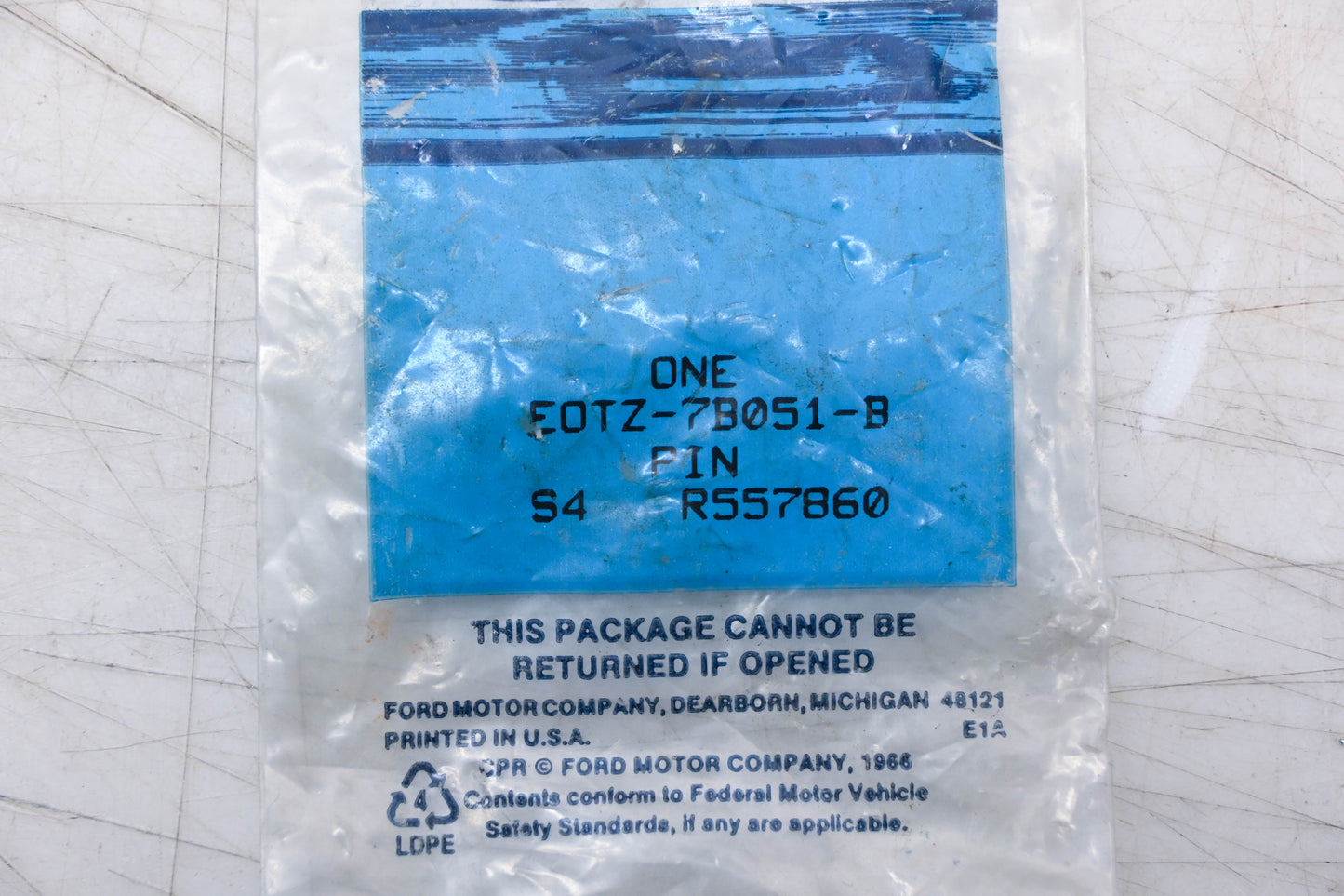 New OEM Ford E0TZ-7B051-B Pin NOS