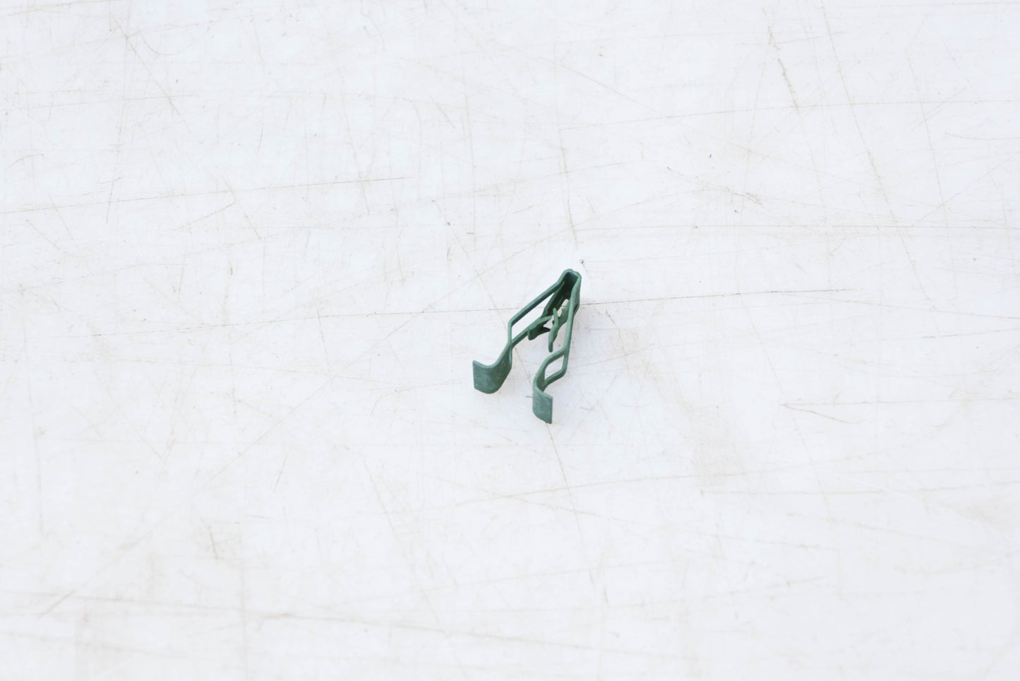 New OEM Ford 2L1Z-78517C40-AA Retainer NOS