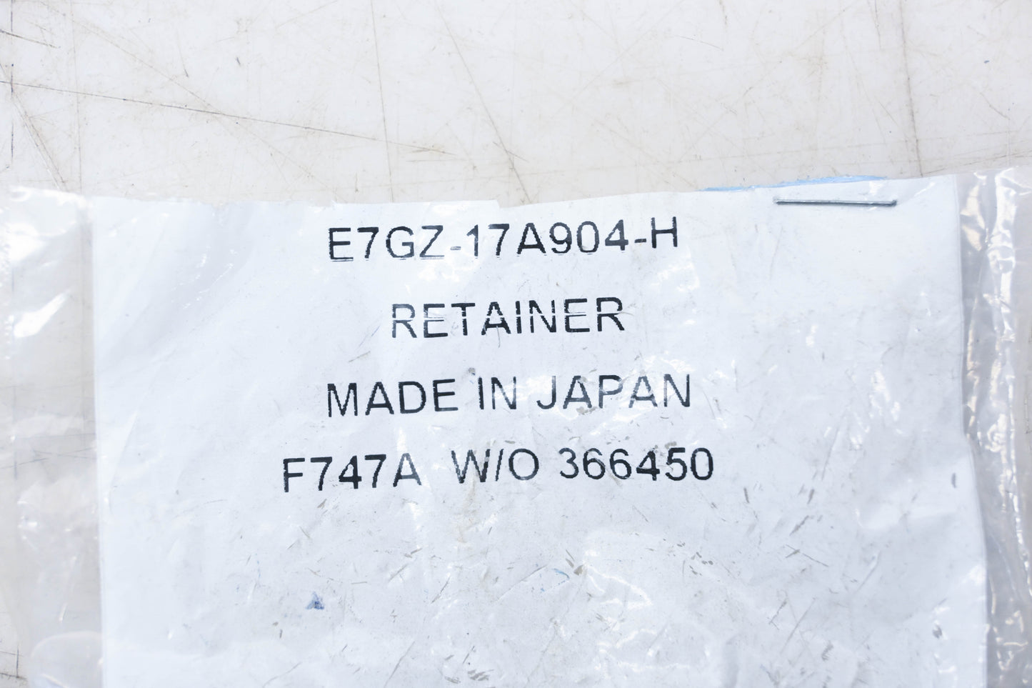 New OEM Ford E7GZ-17A904-H Rear Bumper Cover Retainer NOS