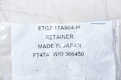 New OEM Ford E7GZ-17A904-H Rear Bumper Cover Retainer NOS