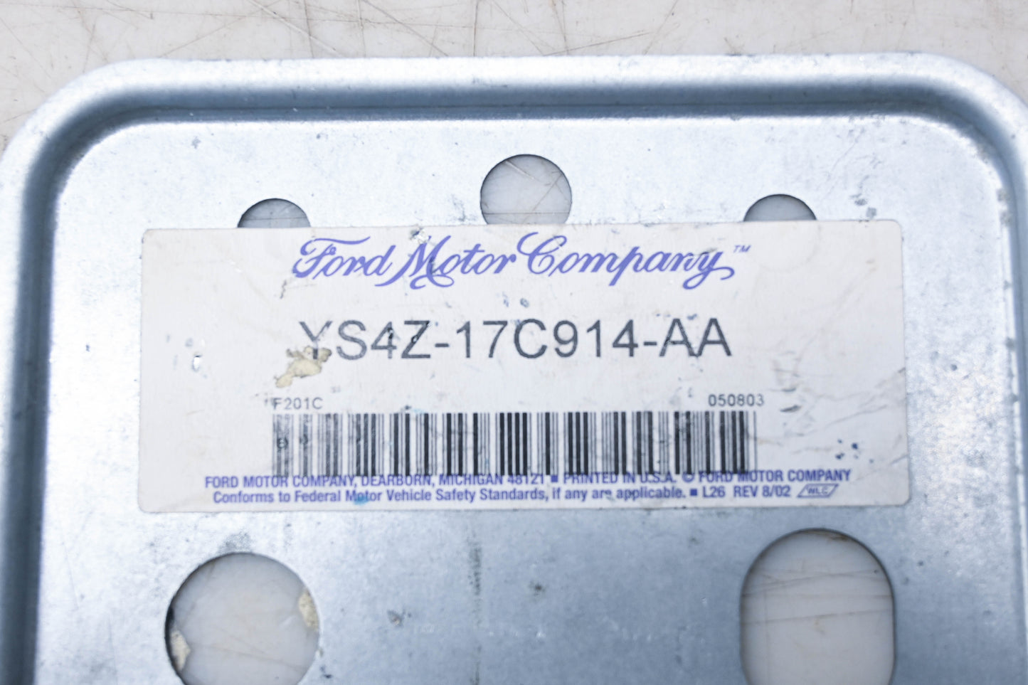 New OEM Ford YS4Z-17C914-AA Left Side Rear Bumper Support Bracket NOS
