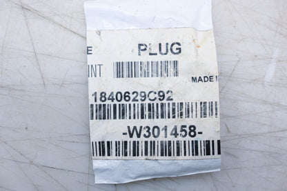 New OEM Ford W301458, 1840629C92 Plug NOS