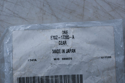 New OEM Ford E7GZ-17285-A 25 Tooth Speedometer Drive Gear NOS