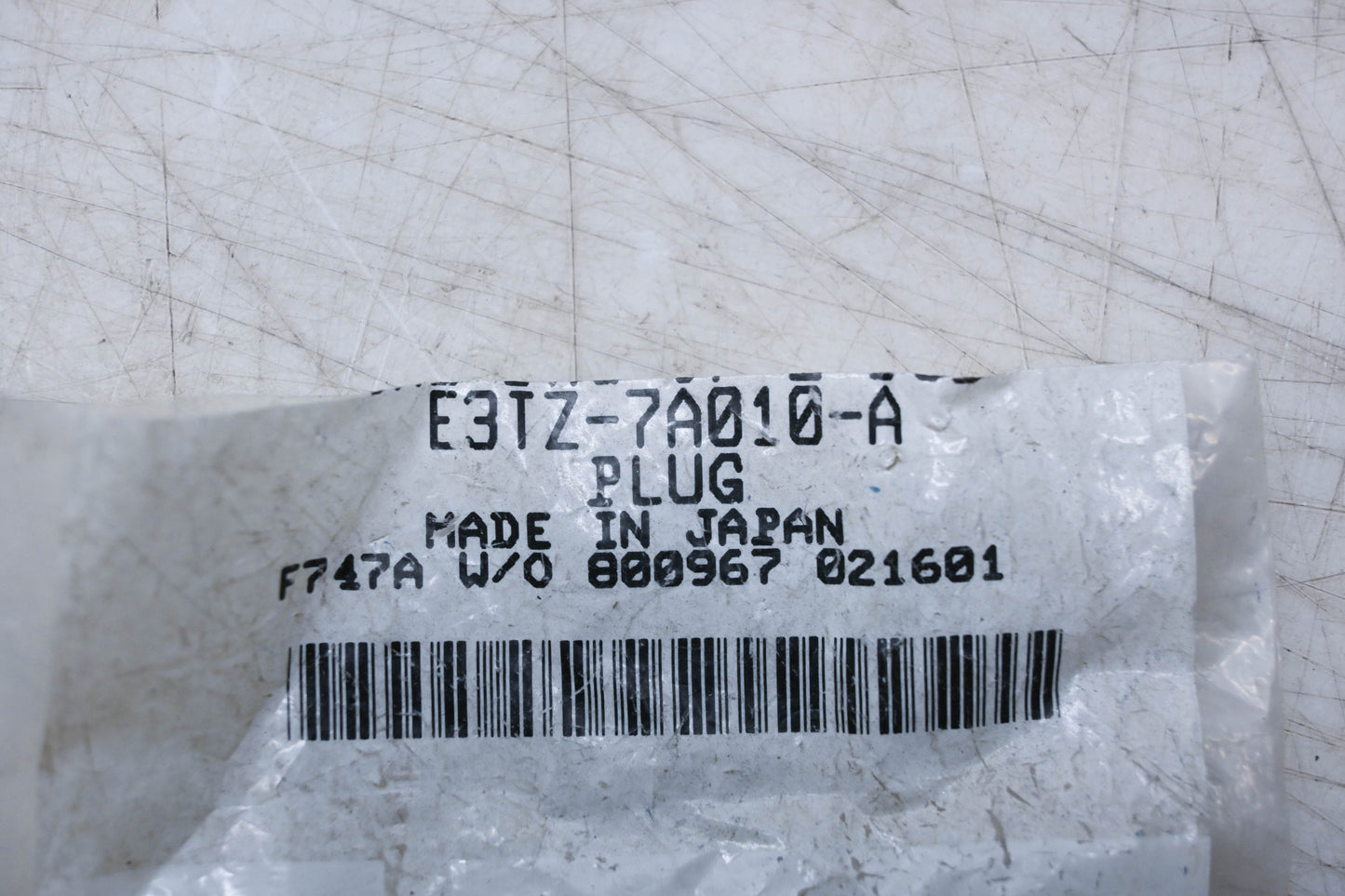 New OEM Ford E3TZ-7A010-A Transmission Drain Plug NOS