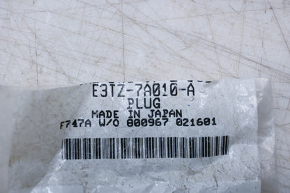 New OEM Ford E3TZ-7A010-A Transmission Drain Plug NOS