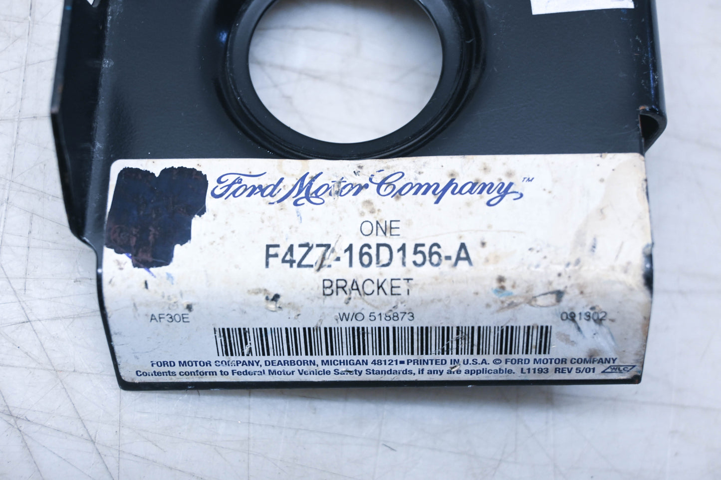 New OEM Ford F4ZZ-16D156-A Right Fender Apron Rail Bracket NOS