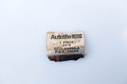 New OEM Motorcraft EV-5, C5TZ-6A666-A PCV Valve Assembly NOS