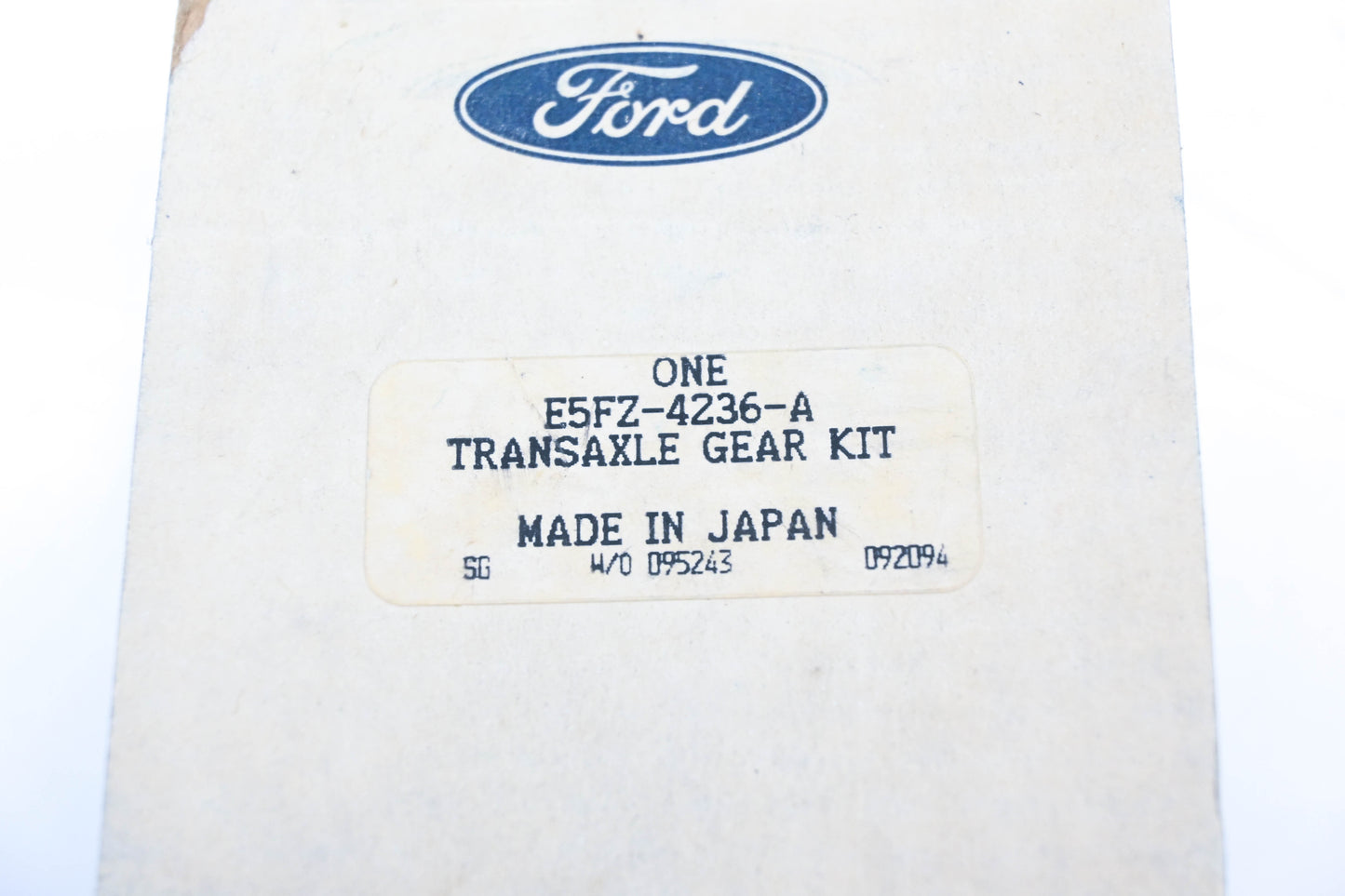 New OEM Ford E5FZ-4236-A Transaxle Differential Side Gear Kit NOS