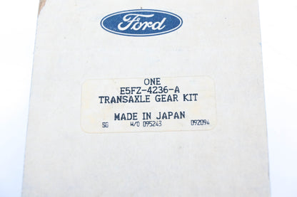 New OEM Ford E5FZ-4236-A Transaxle Differential Side Gear Kit NOS