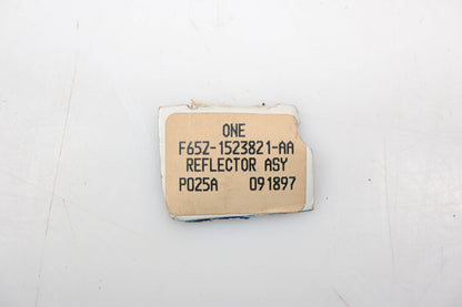 Ford F65Z-1523821-AA Red Reflector NOS