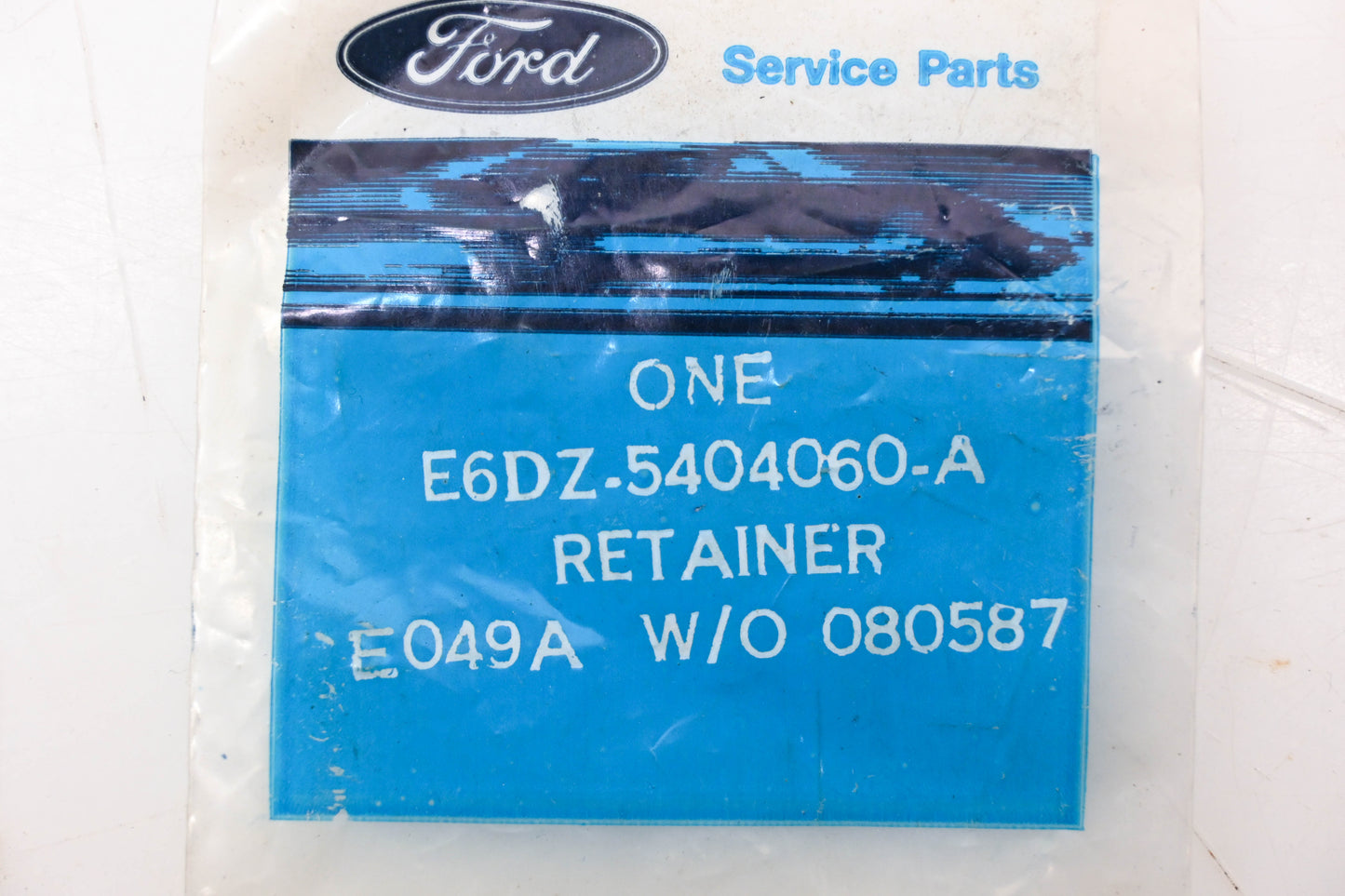 Ford E6DZ-5404060-A Sun Visor Retainer Clip NOS