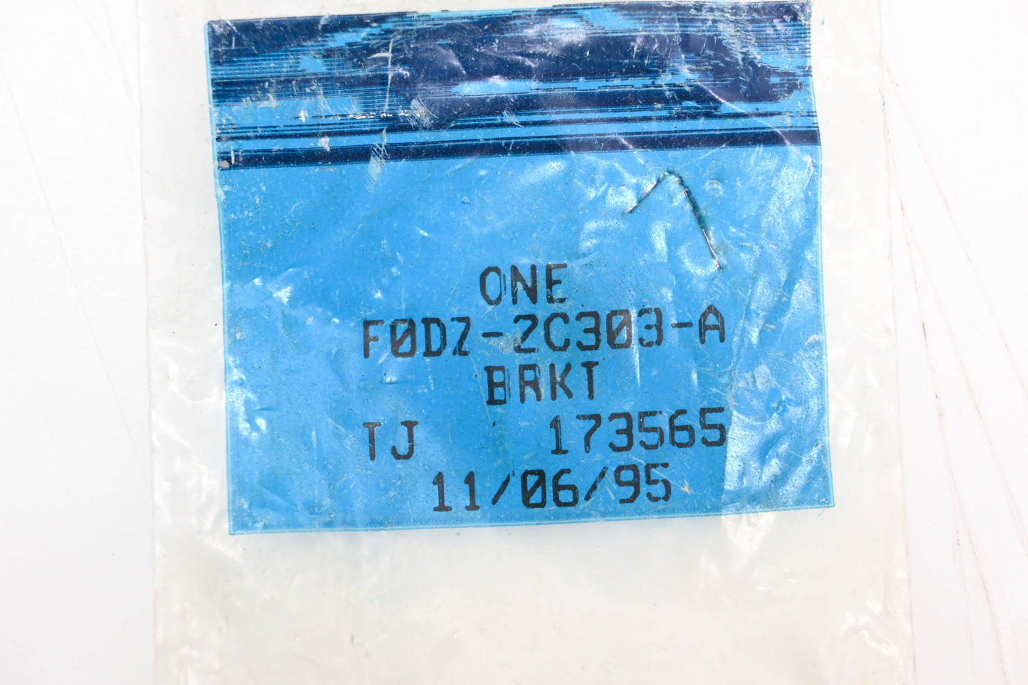 Ford FODZ-2C303-A Pump Assembly Mount Bracket NOS