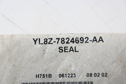 Ford YL8Z-7824692-AA Seal NOS