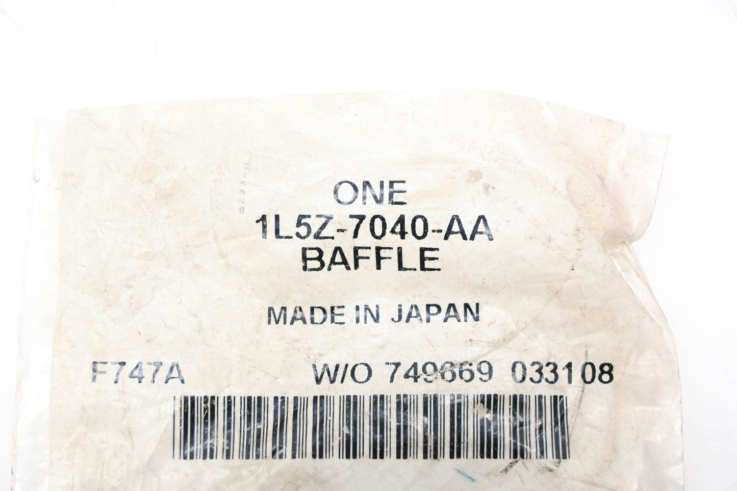 New OEM Ford 1L5Z-7040-AA Oil Baffle NOS