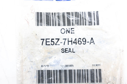 New OEM Ford 7E5Z-7H469-A Seal NOS