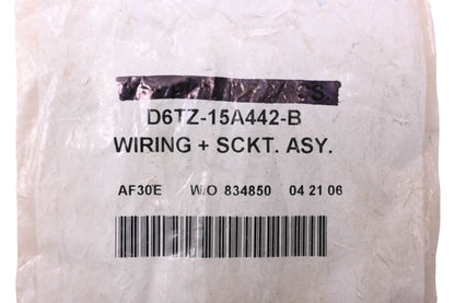 New OEM Ford D6TZ-15A442-B Cab Roof Clearance Light Socket Wiring Assembly NOS