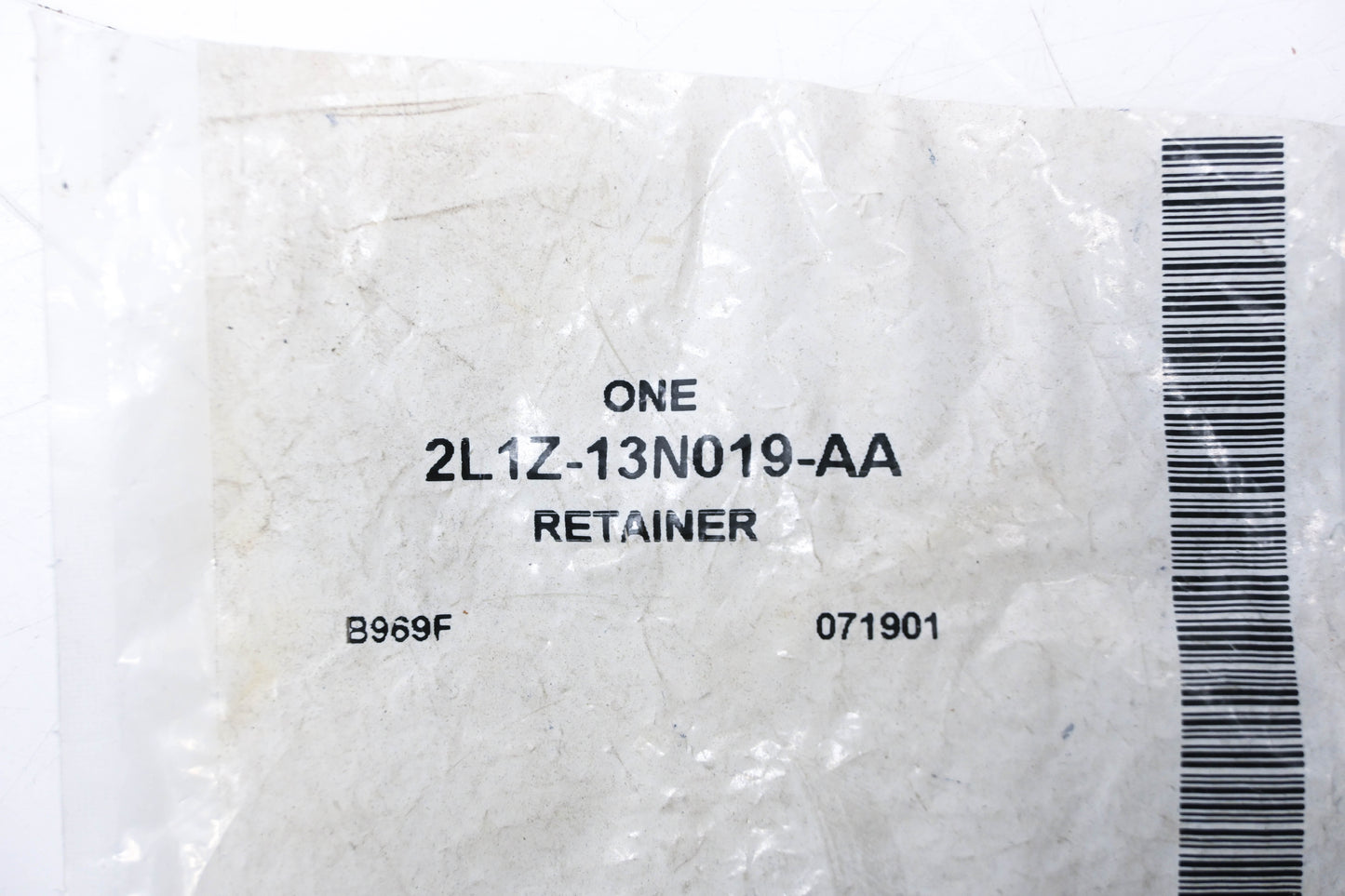 New OEM Ford 2L1Z-13N019-AA Retainer NOS