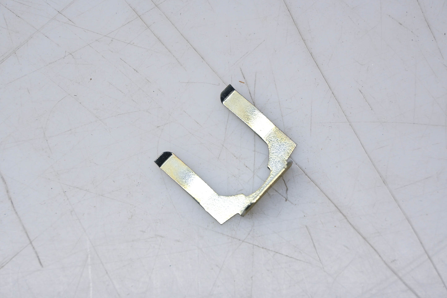 New OEM Ford F3XY-1222023-A Clip NOS