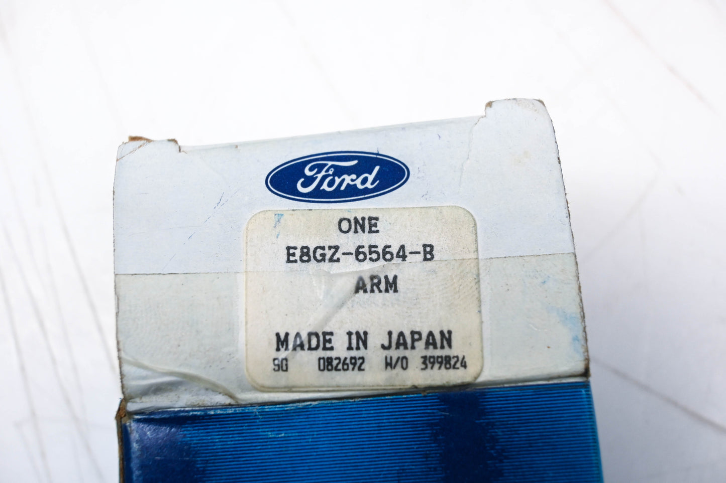 New OEM Ford E8GZ-6564-B Valve Rocker Arm Assembly NOS