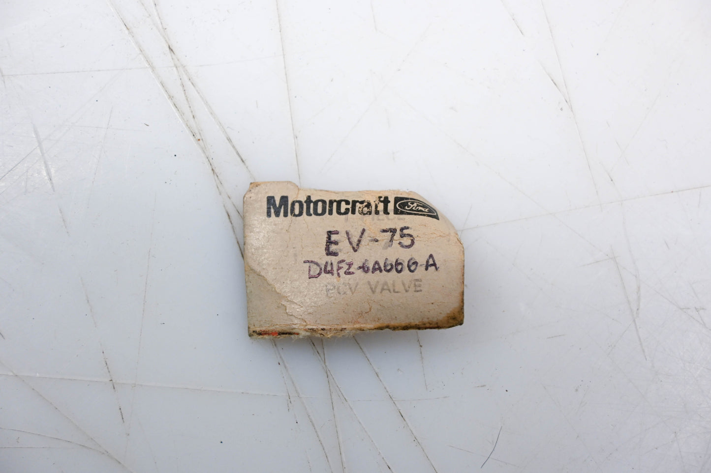 New OEM Motorcraft EV-75, D4FZ-6A666-A PCV Valve Assembly NOS