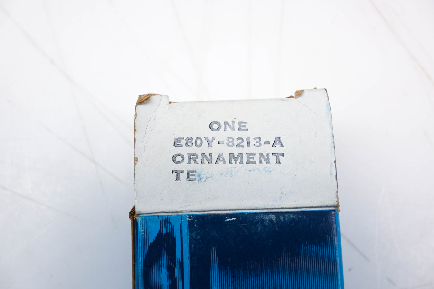 New OEM Ford E8OY-8213-A Lincoln Continential Grill Emblem Ornament NOS